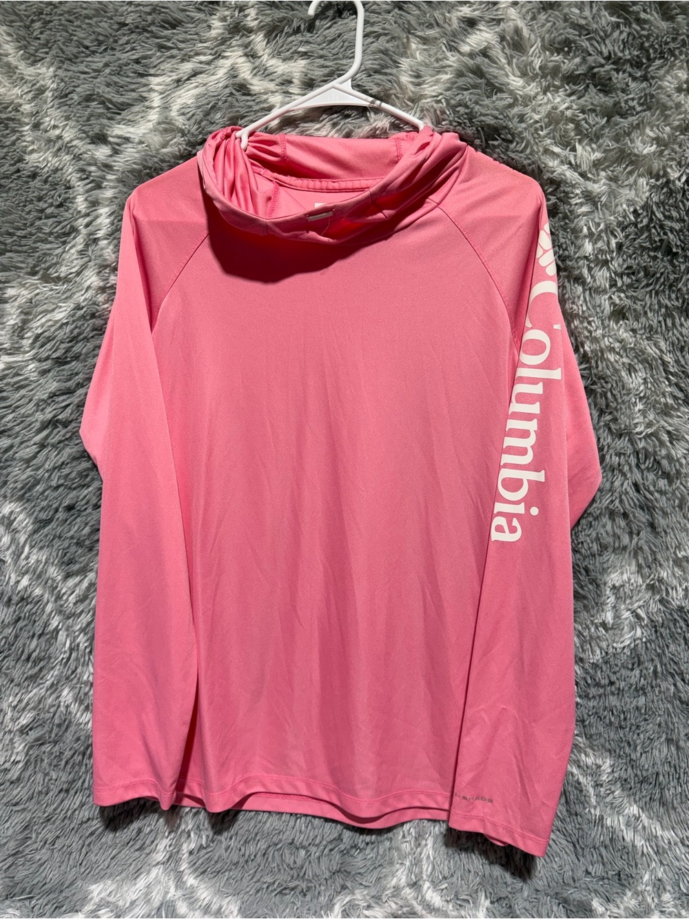 Columbia Pink Women's Long-Sleeve Hooded Performance Shirt